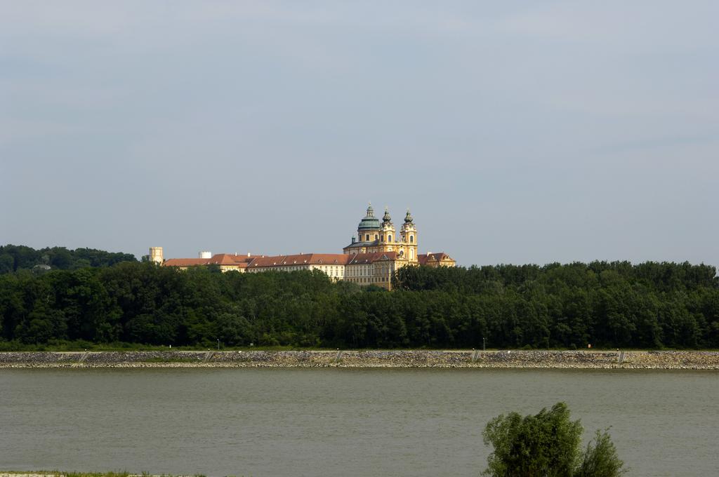 Landhotel Wachau Эммерсдорф-на-Дунае Экстерьер фото
