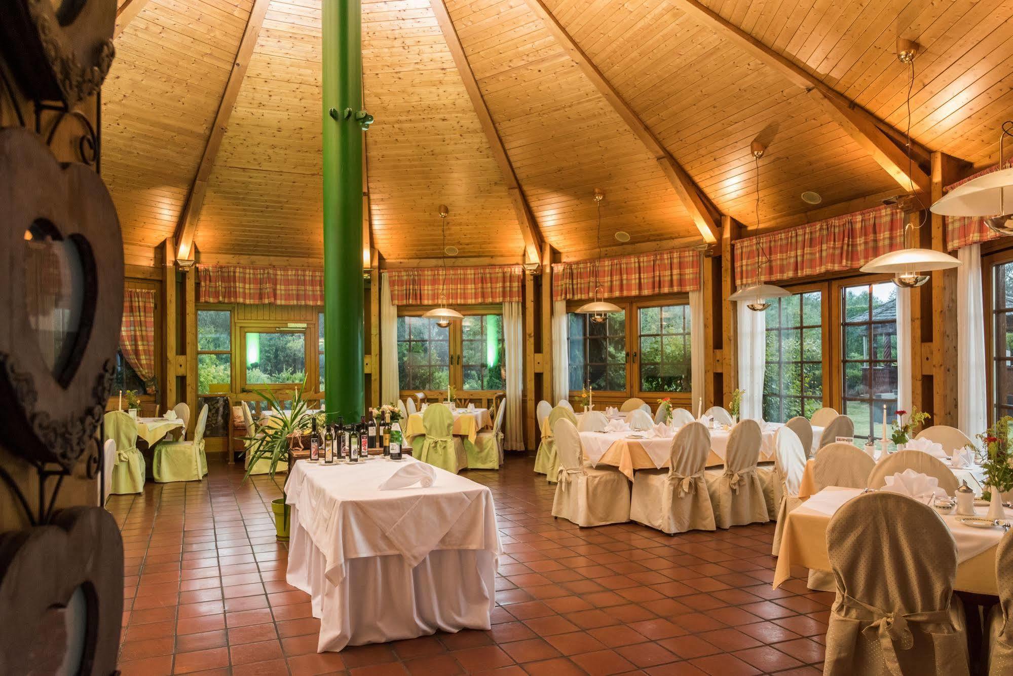 Landhotel Wachau Эммерсдорф-на-Дунае Экстерьер фото